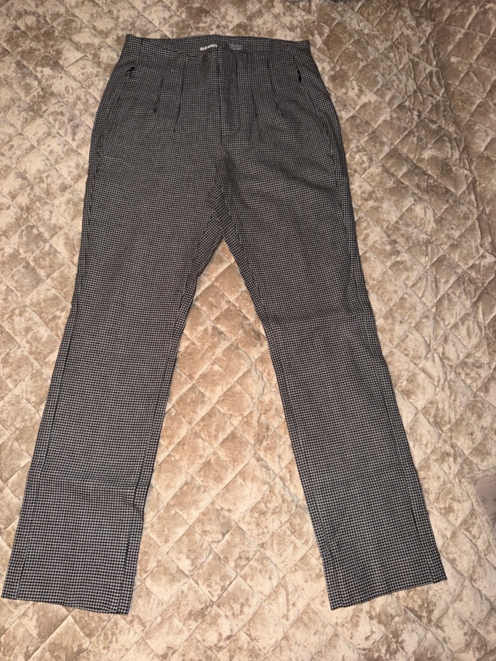 Old Navy Black and White Micro-Check Dress Pants